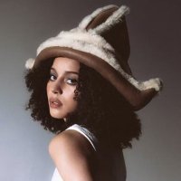 lesbian samantha reid