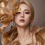 Queenie Goldstain